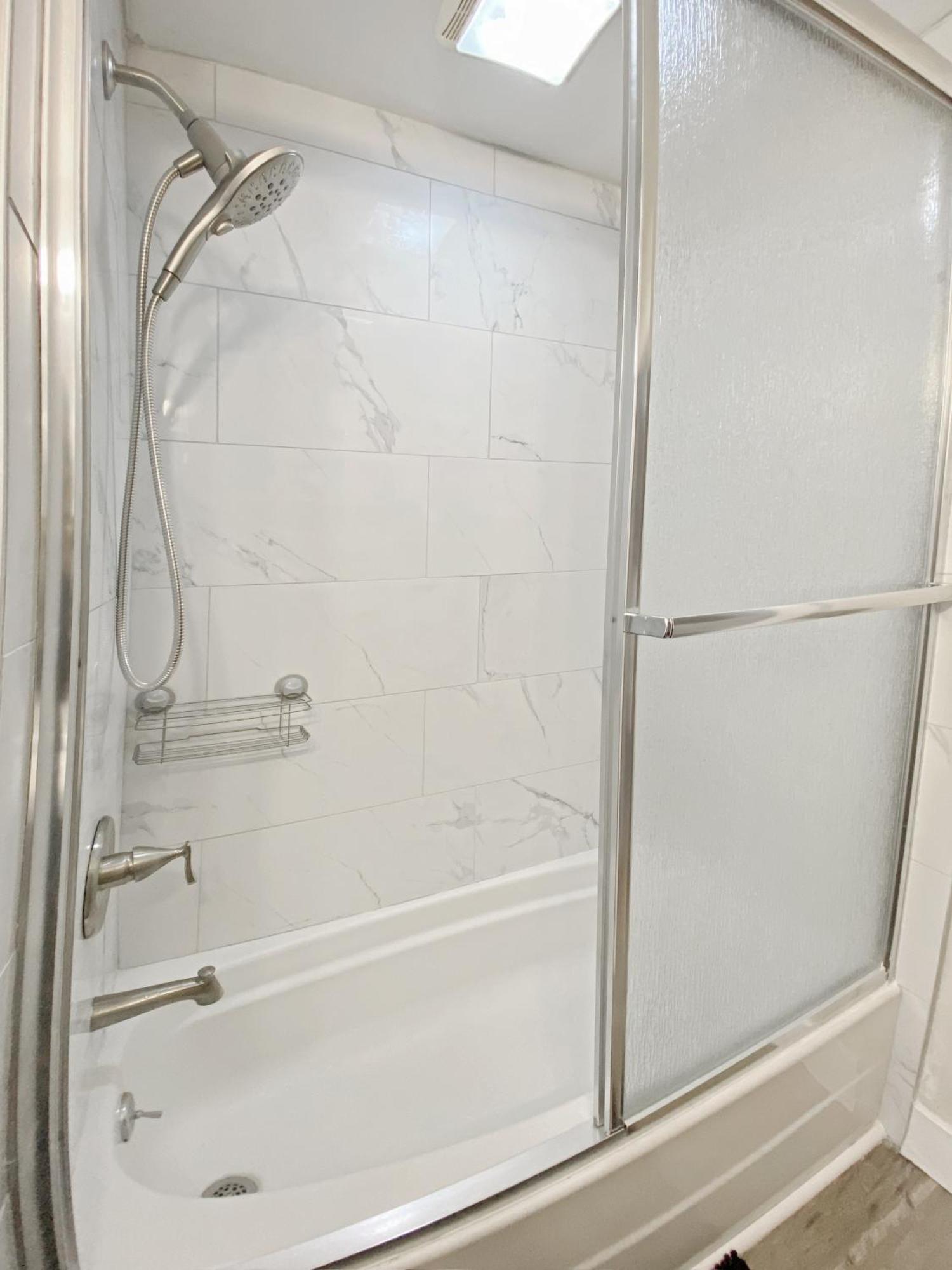 רוצ'סטר Lux 3Br, Steps From Airport, U Of R & Grocery Stores מראה חיצוני תמונה