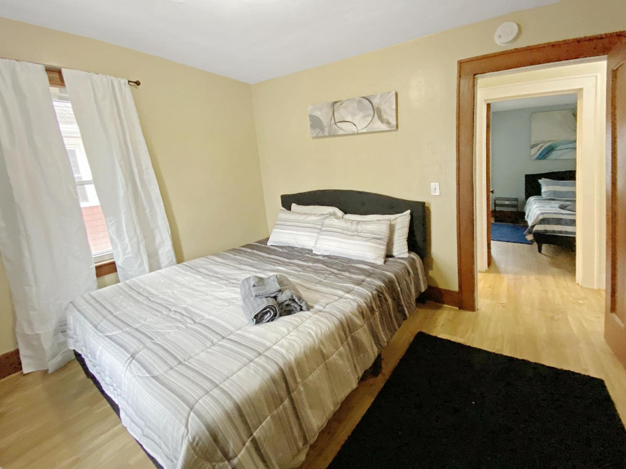 רוצ'סטר Lux 3Br, Steps From Airport, U Of R & Grocery Stores מראה חיצוני תמונה